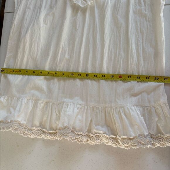 Avani Del Amour white ruffle top/dress - Picture 8 of 13